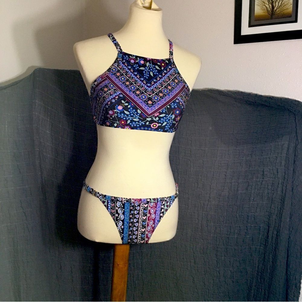 No Boundaries Floral Two Piece Swimset Size S/M